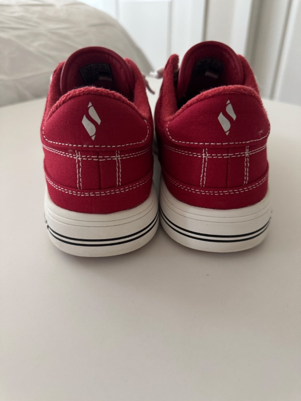 Women Red Sketchers Arch Fit Arcade - Arcata | Size 10 - Picture 6 of 9